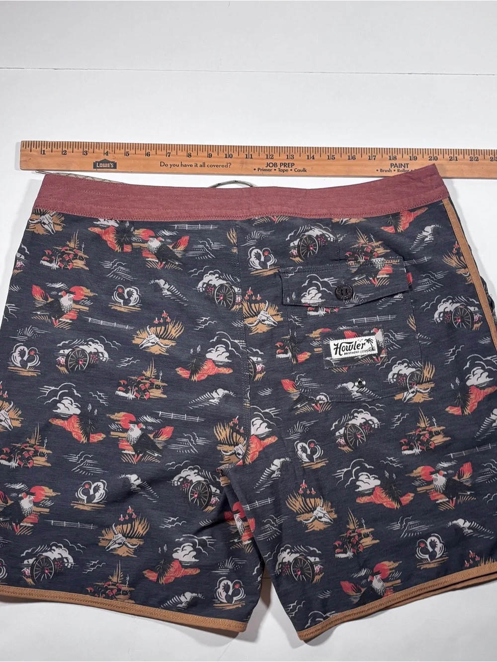 Howler Brothers Bruja Boardshorts Size 38 surfcore athleisure gorpcore skatecore